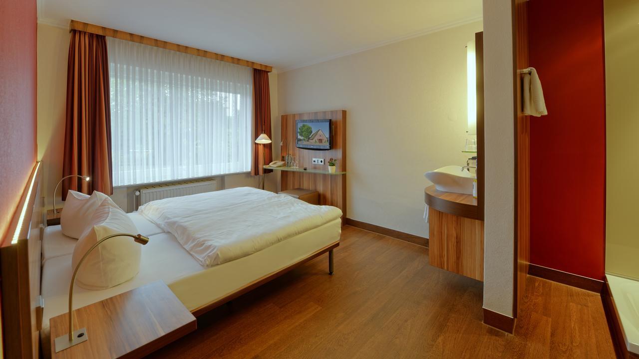 Landhotel Zur Eiche Buxtehude Eksteriør billede